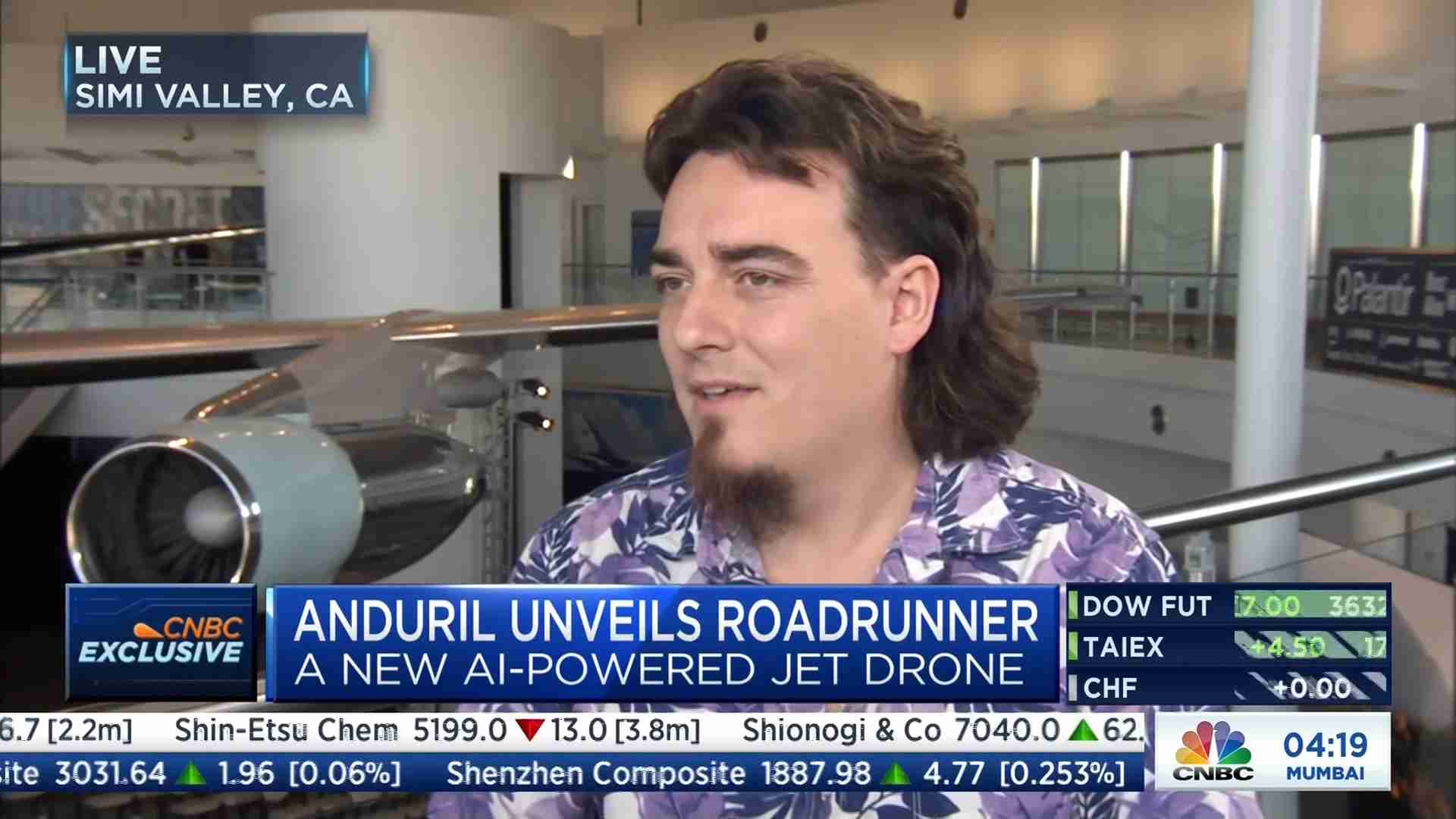 Anduril unveils roadrunner, a new AI-powered jet drone - First on CNBC ...